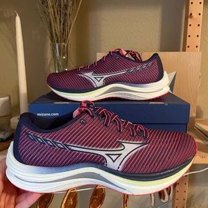 Mizuno Wave Rebellion